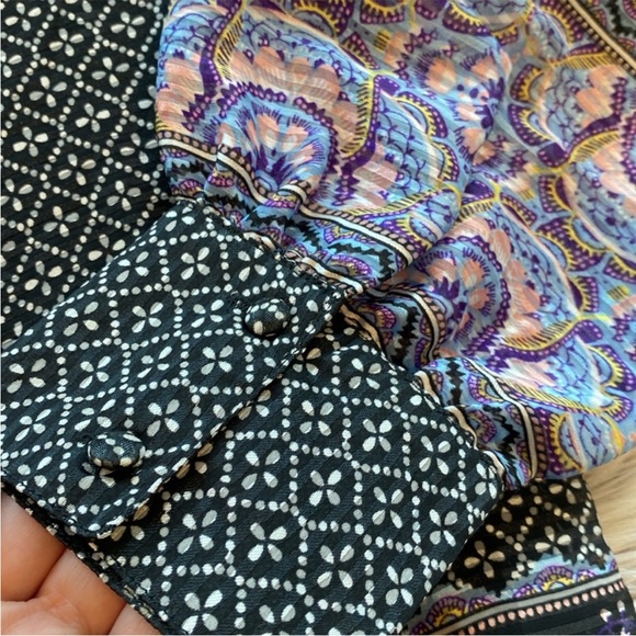 AQUA Multi Mixed Media Patterned Long Sleeves Tie Neck Button Top Medium - Picture 8 of 11